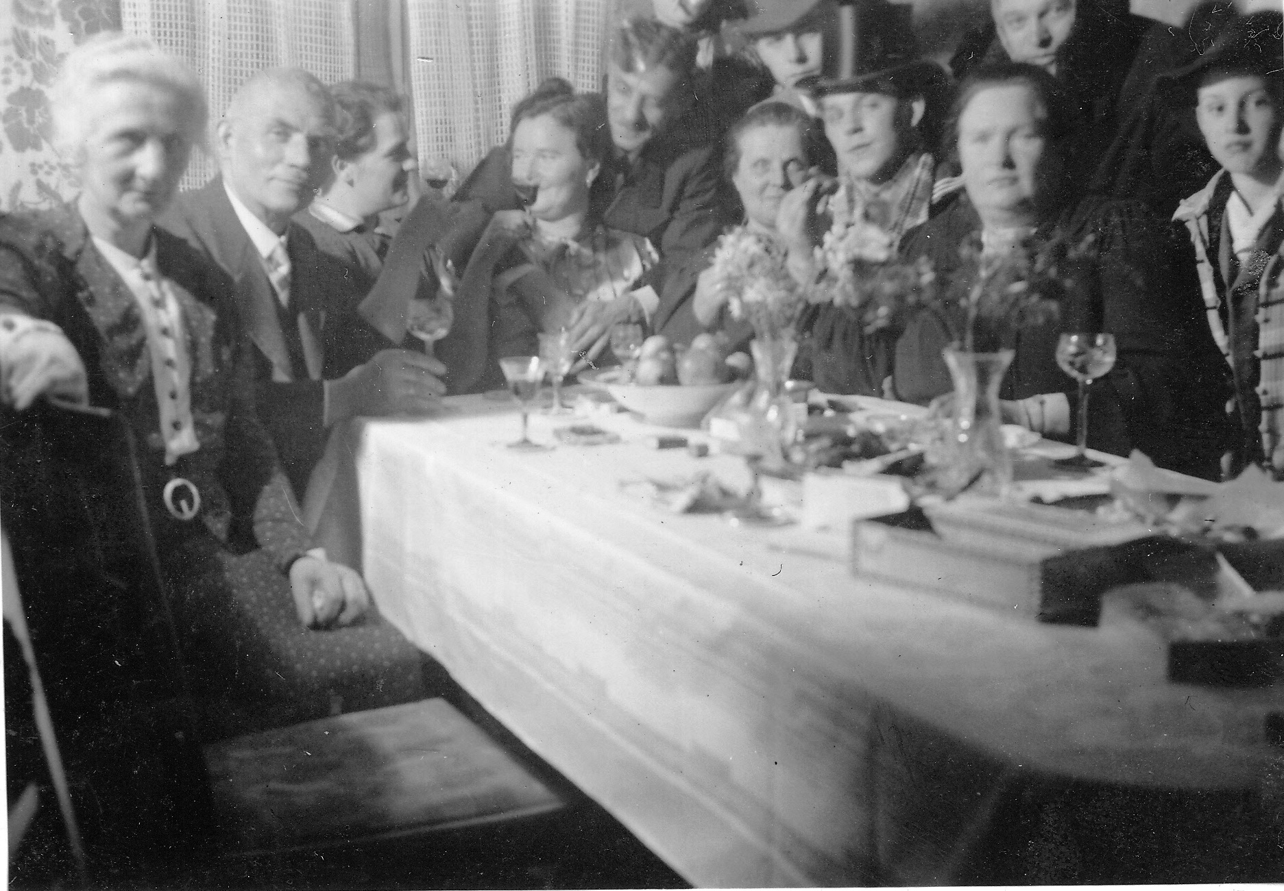 Familienfeier in der Lindenstra�e