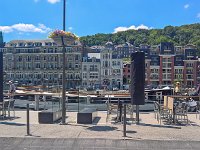 Pause an der Meuse (Maas) in Dinant : 2018.Ardennen, Belgien, Dinant, Europa, Europe, MRD, Wallonie